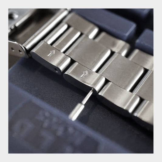 Outil Chasse Goupilles pour Bracelets de Montre Jusqu’à 24mm - Extracteur de Broches