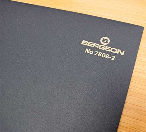 Bergeon 7808 Premium - Tapis Horloger Modélisme Vert ou Noir - Surface antidérapante, 320x240x2mm