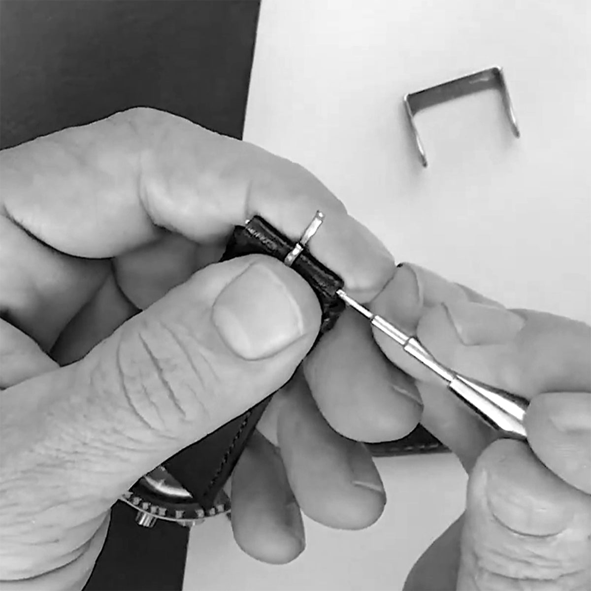 Masar XT Premium L Spring Bar Tool – Wide Forks & Tips – Stainless Steel – Watch Strap Removal & Installation