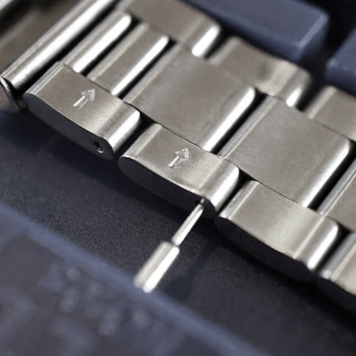 Masar Tool - Punzón para correas de reloj de hasta 30 mm