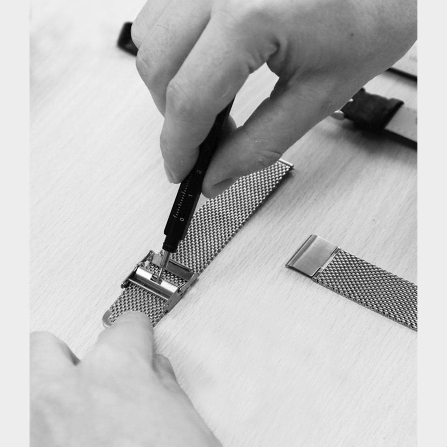 Masar Men's Milanese Mesh Watch Strap - Blue - Big Mesh Ø 1mm - Universal