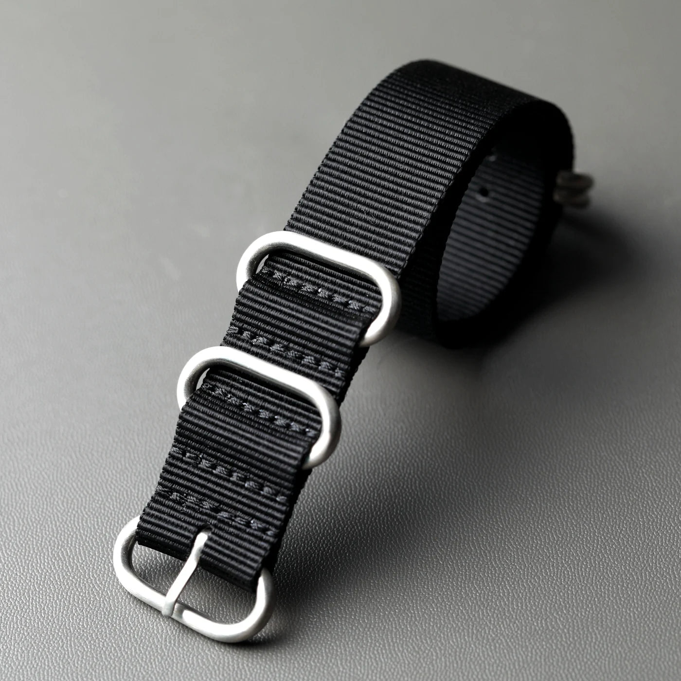 Nylon Watch Strap, 20MM 22MM 24MM, Wear-Resistant, Waterproof, Flexible, Black Green Retro G10 Pilot Watch Band