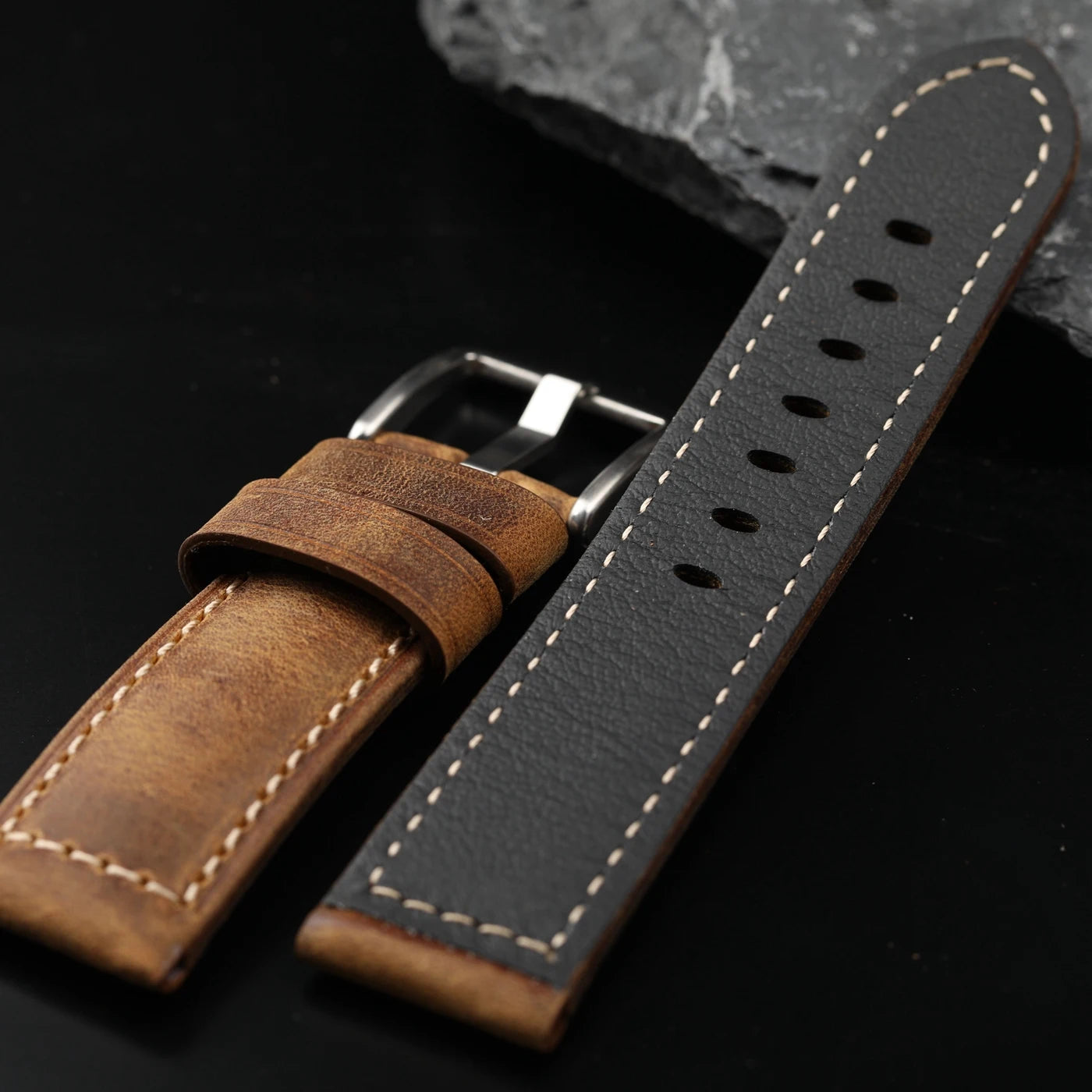 Italian Top Layer Cowhide Leather Strap Men's Retro Genuine Leather Watchband 20MM 22MM 24MM Compatible with PAM111 441