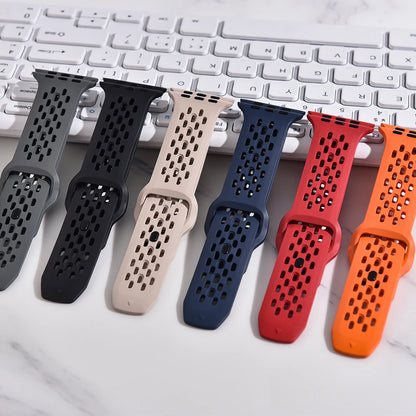 Cinturino in gomma FKM traspirante per Apple Watch, cinturino con fibbia per iWatch 9, 8, 7, 6, 5, 4, Se, Ultra 2/1, 49mm, 10mm, 46mm, 45mm, 44mm