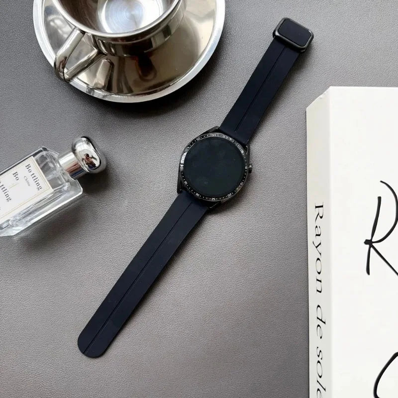 20 22mm Silicone Strap with Magnetic Clasp for Samsung Galaxy Watch 8 4 5 6 Pro 40mm 44mm 45mm 42/46mm
