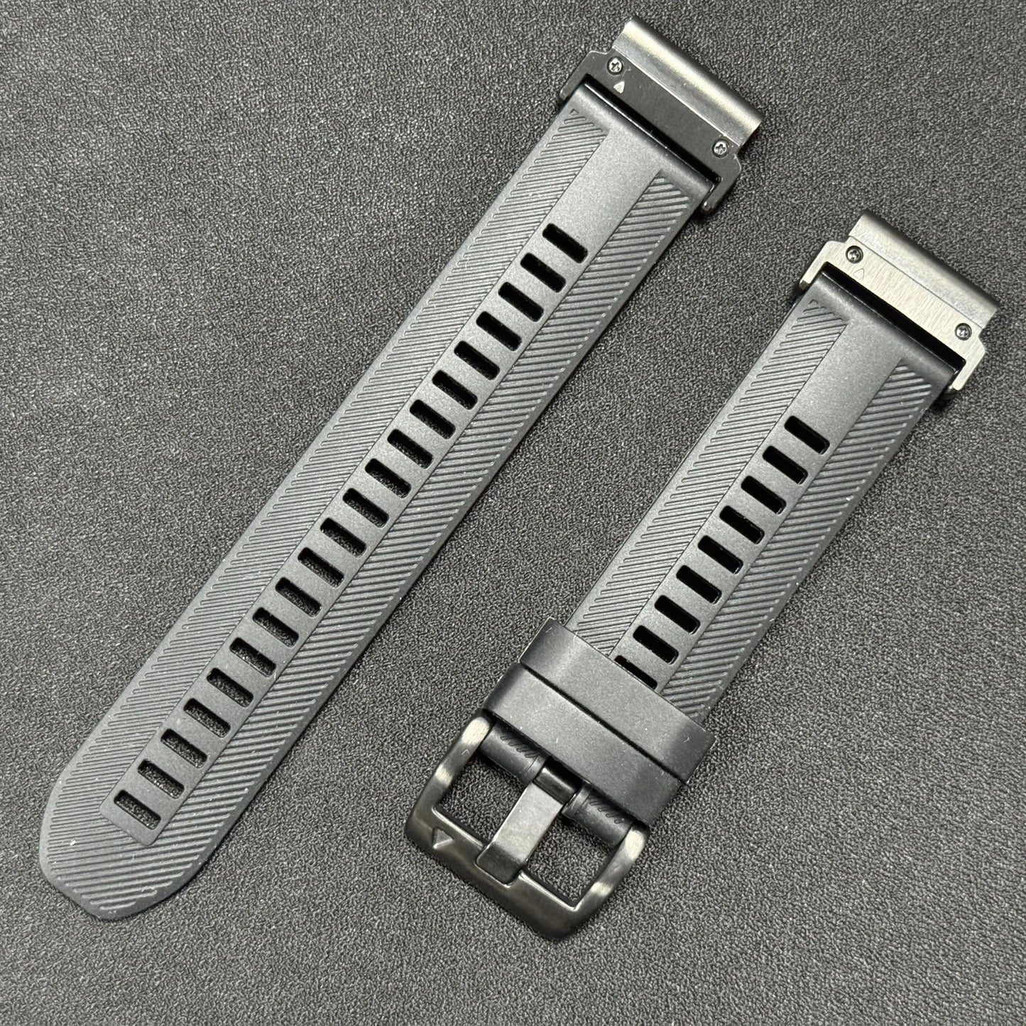 QuickFit 22/26mm Replacement Watch Band for Garmin Forerunner 970 965 955 945 935 745 MARQ Official Silicone Sport Strap