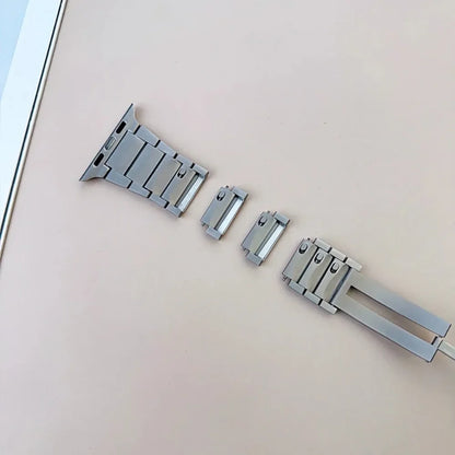 Bracelet de luxe en acier inoxydable pour Apple Watch Ultra 2 10 9 8 7 6 5 4, bracelet en métal pour iWatch 40mm 41mm 42mm 45mm 46mm 49mm