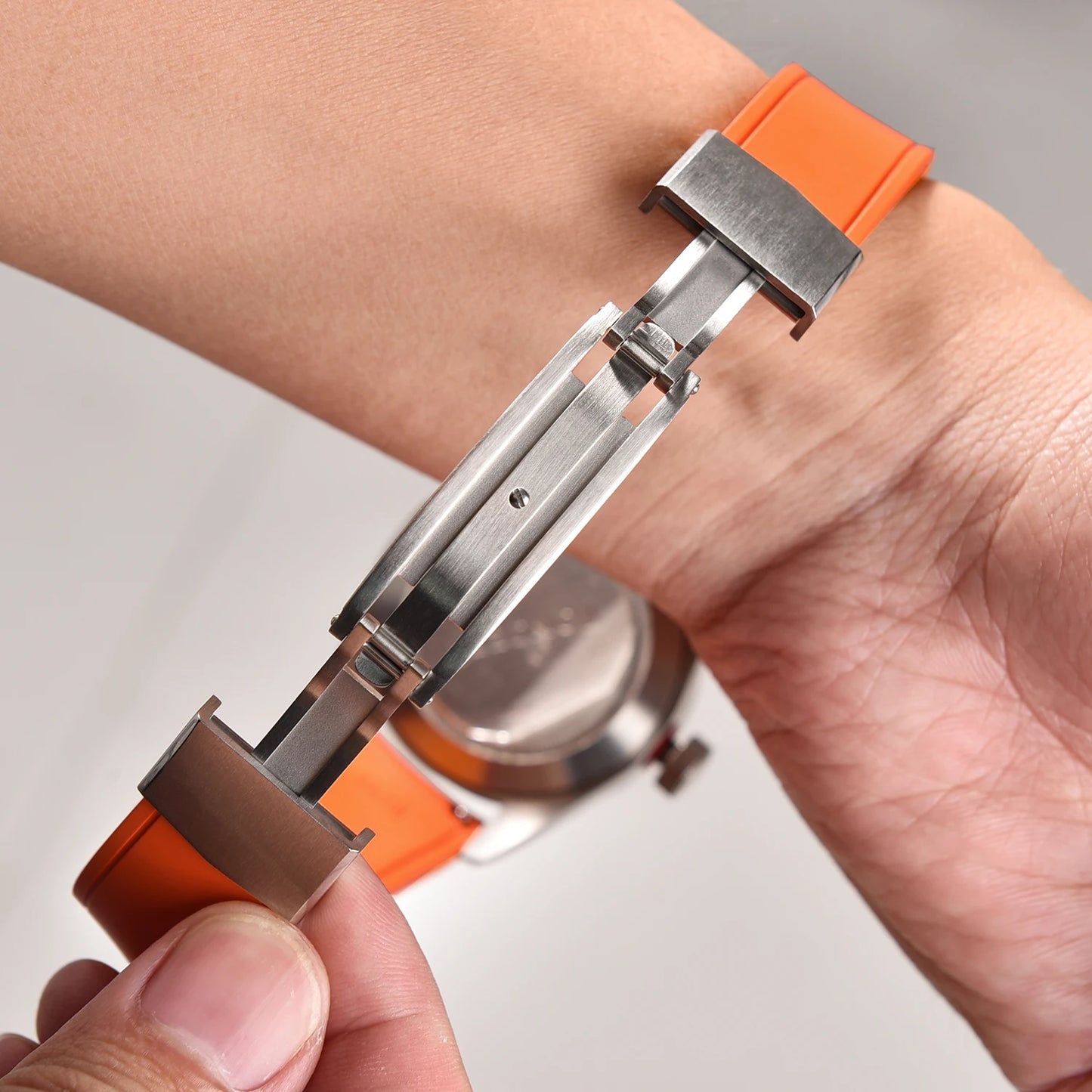 TONJETT for d-elug Curved FKM Rubber Watch Band 20mm 22mm Curved CTS Watch Strap Cut to Size Quick Release Butterfly Buckle