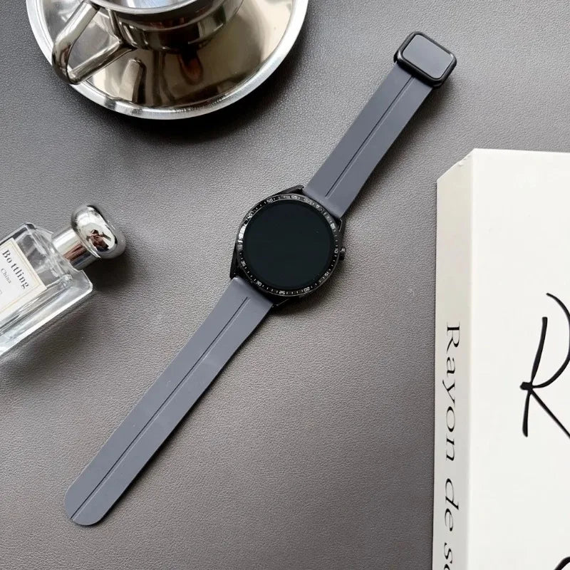20 22mm Silicone Strap with Magnetic Clasp for Samsung Galaxy Watch 8 4 5 6 Pro 40mm 44mm 45mm 42/46mm