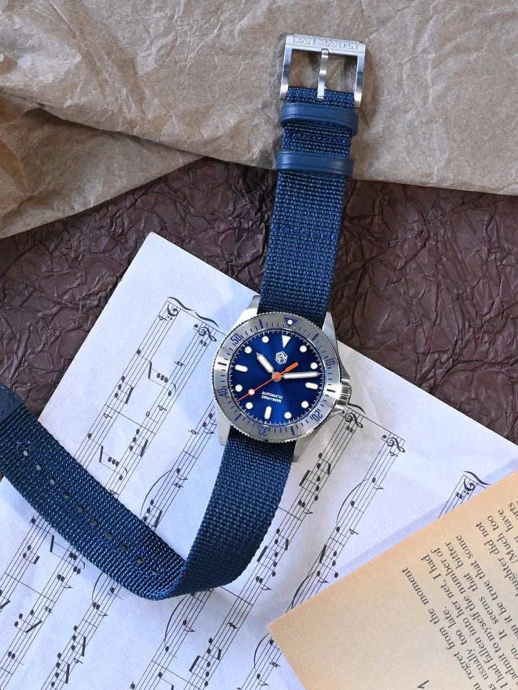 Cinturino per orologio San Martin, pezzo unico, 20 mm, nylon resistente, acciaio inossidabile 316L, fibbia ad ardiglione con logo, fibbia in pelle retrò militare SN0105