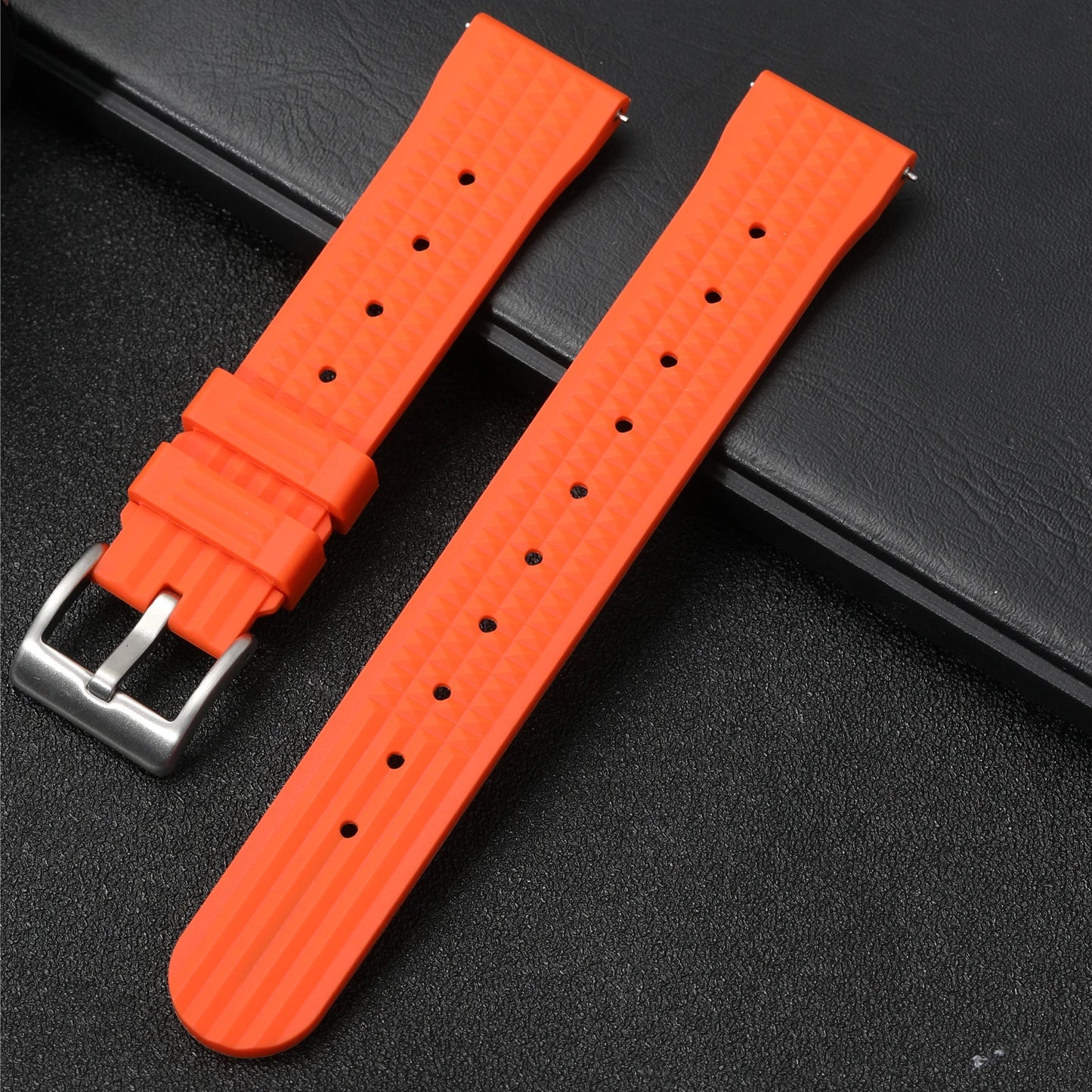 Bracelets universels en caoutchouc souple pour hommes, bracelet gaufré de qualité supérieure, étanche, pour montre de sport, 20mm 22mm