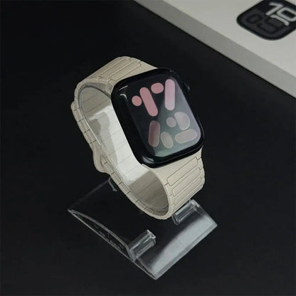 Magnetic Strap Bracelet for Apple Watch 46mm 42mm 49mm 45mm 41mm 44mm 40mm for iWatch Ultra Series 11 10 9 8 7 6 SE 5 4 3