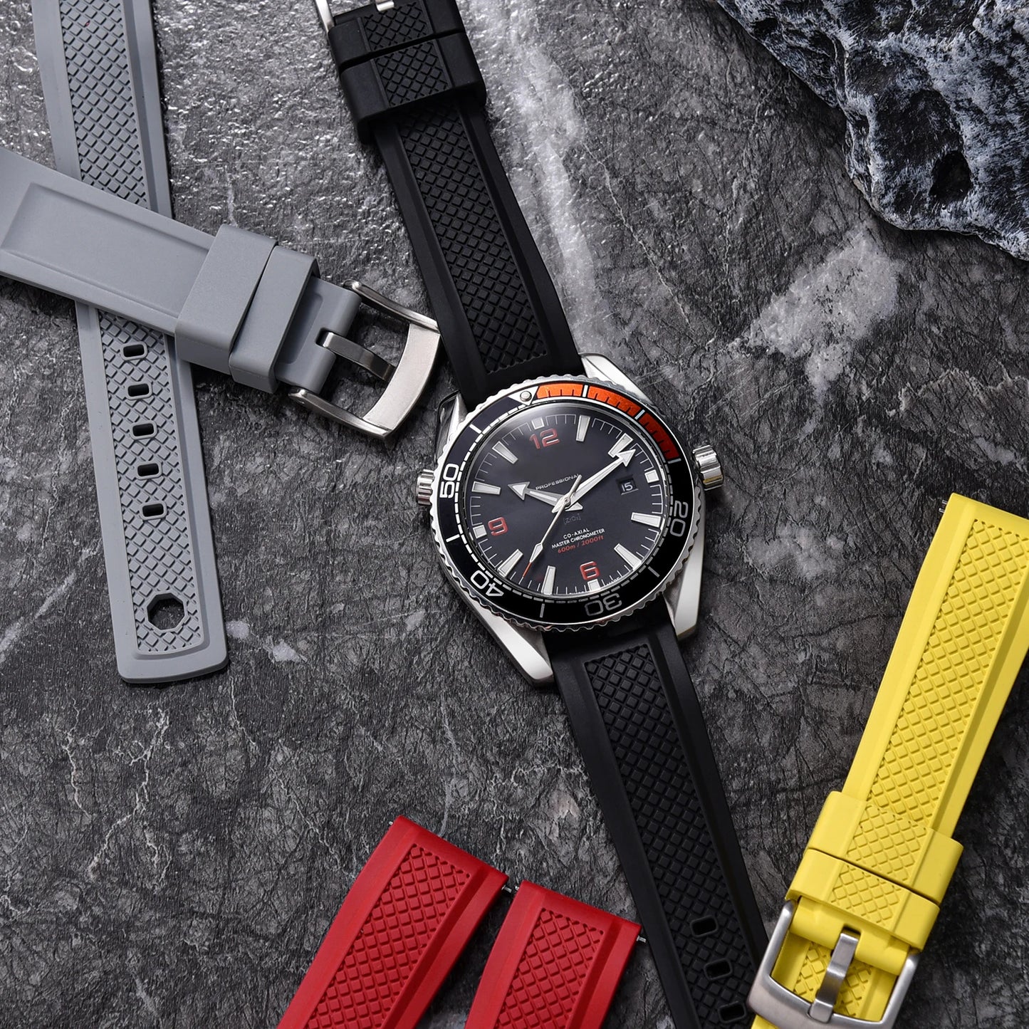 Premium FKM Rubber Watch Band 20mm 22mm with Quick Release Sliding Keeper Strap Waterproof Sport FKM Rubber Watch Straps