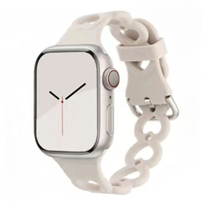 Nouveau bracelet de montre en silicone en forme de cœur pour Apple Watch S11 S10 S9 S8 7 6 5 4, bracelet respirant pour femmes, compatible avec iWatch Series 49 46 45 44 43 42 mm