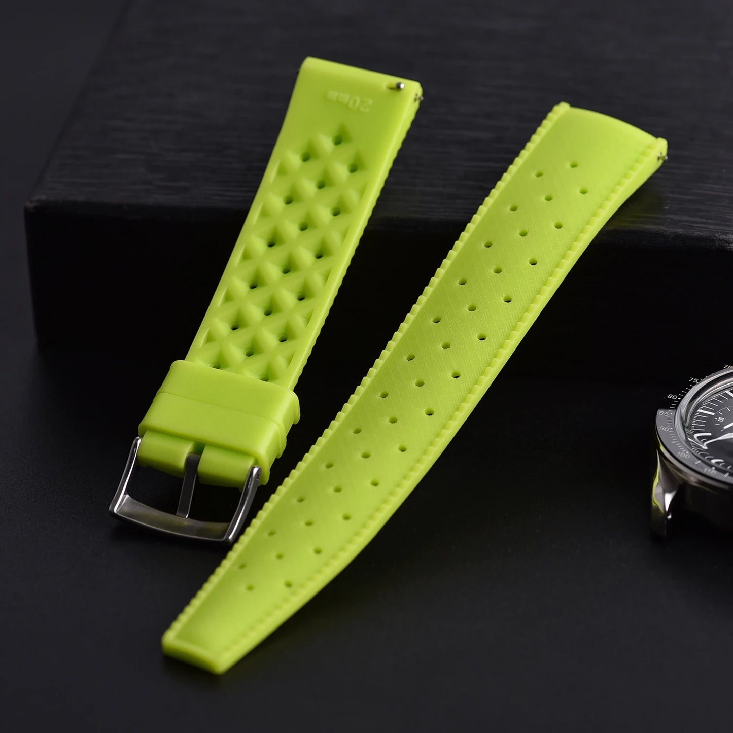 New Luminous Tropical FKM Rubber Watch Band 20mm 22mm Luminous Quick Release Smart Watch Band Sport Strap for Omega