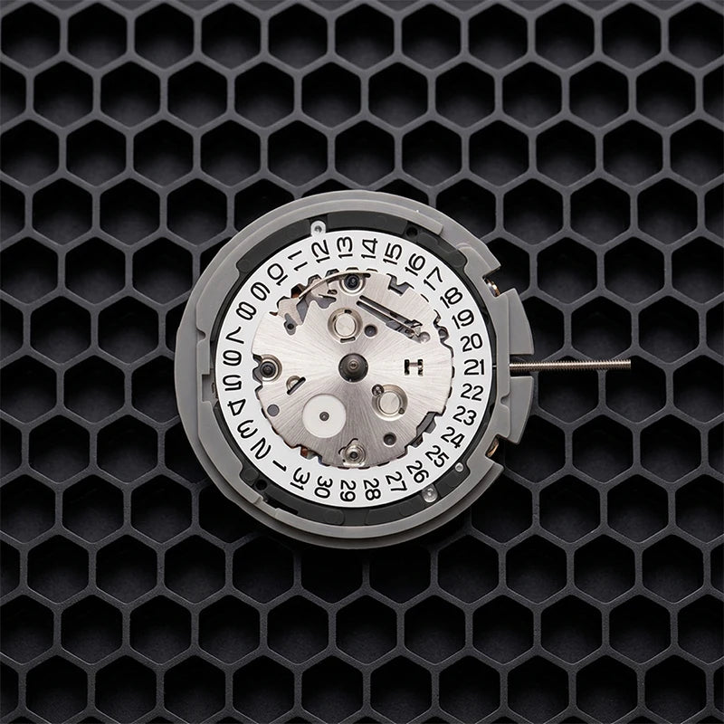 New original Japanese YM92 movement spare parts, YM92A quartz movement, white calendar, 3-hand watch accessories