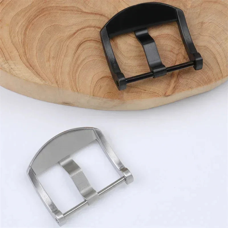 Spilla a ardiglione in acciaio inox 316L di alta qualità, fibbia in argento nero opaco per bracciale Panerai, chiusura a vite in gomma da 20 mm e 22 mm.