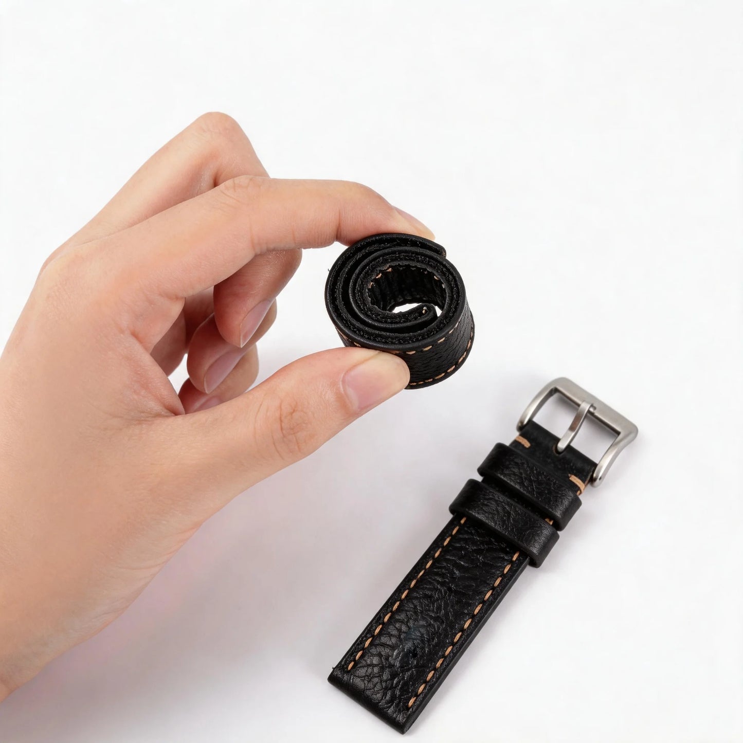 Bracelet en cuir rétro classique de 20 mm, 22 mm, 24 mm avec design à dégagement rapide et boucle en acier inoxydable, adapté à un usage professionnel et décontracté.