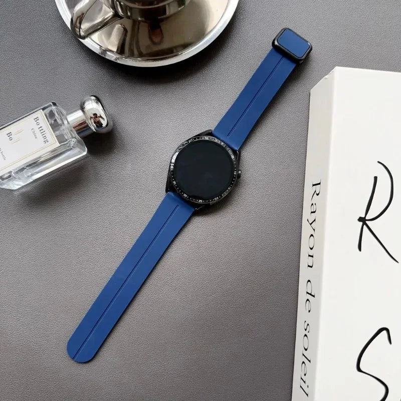 20 22mm Silicone Strap with Magnetic Clasp for Samsung Galaxy Watch 8 4 5 6 Pro 40mm 44mm 45mm 42/46mm
