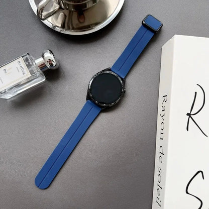 20 22mm Silicone Strap with Magnetic Clasp for Samsung Galaxy Watch 8 4 5 6 Pro 40mm 44mm 45mm 42/46mm