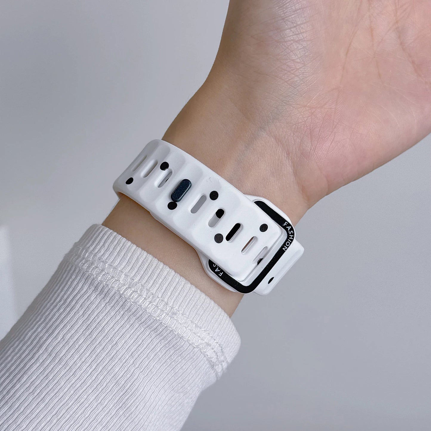 Irregular Silicone Strap for Apple Watch, 40mm 41mm 44mm 45mm 46mm 42mm, Correa, iWatch Series 11 10 9 8 7 SE Ultra