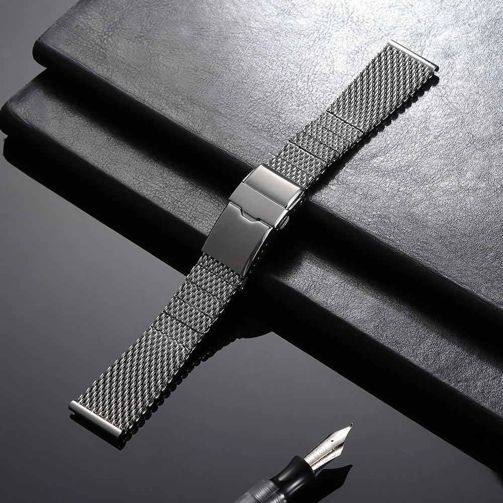 Bracciale universale in maglia di acciaio inossidabile, estremità piatta, a vite, argento, alta qualità, alla moda, chiusura pieghevole in metallo, 22 mm