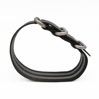 Sangle ZULU Nato Seatbelt en Nylon Gris / Noir / Boucle Satin - Special – Fin