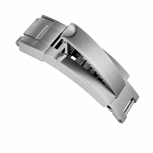 Boucle déployante premium en inox brossé compatible Rolex avec fermoir Glidelock 9 mm sur fond blanc.