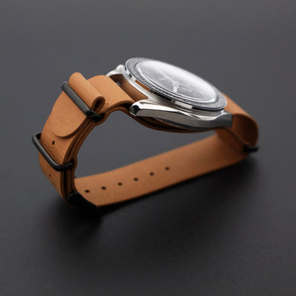 Cinturino per Orologio NATO in Vera Pelle Marrone Chiaro – Fibbia Nera