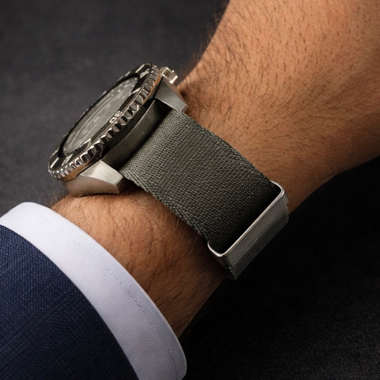 Masar Bracelet montre NATO Nylon Gris / Boucle Satin - Souple - Homme
