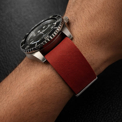 Masar Bracelet montre Nato Rouge en caoutchouc Aero Premium - 24,5cm