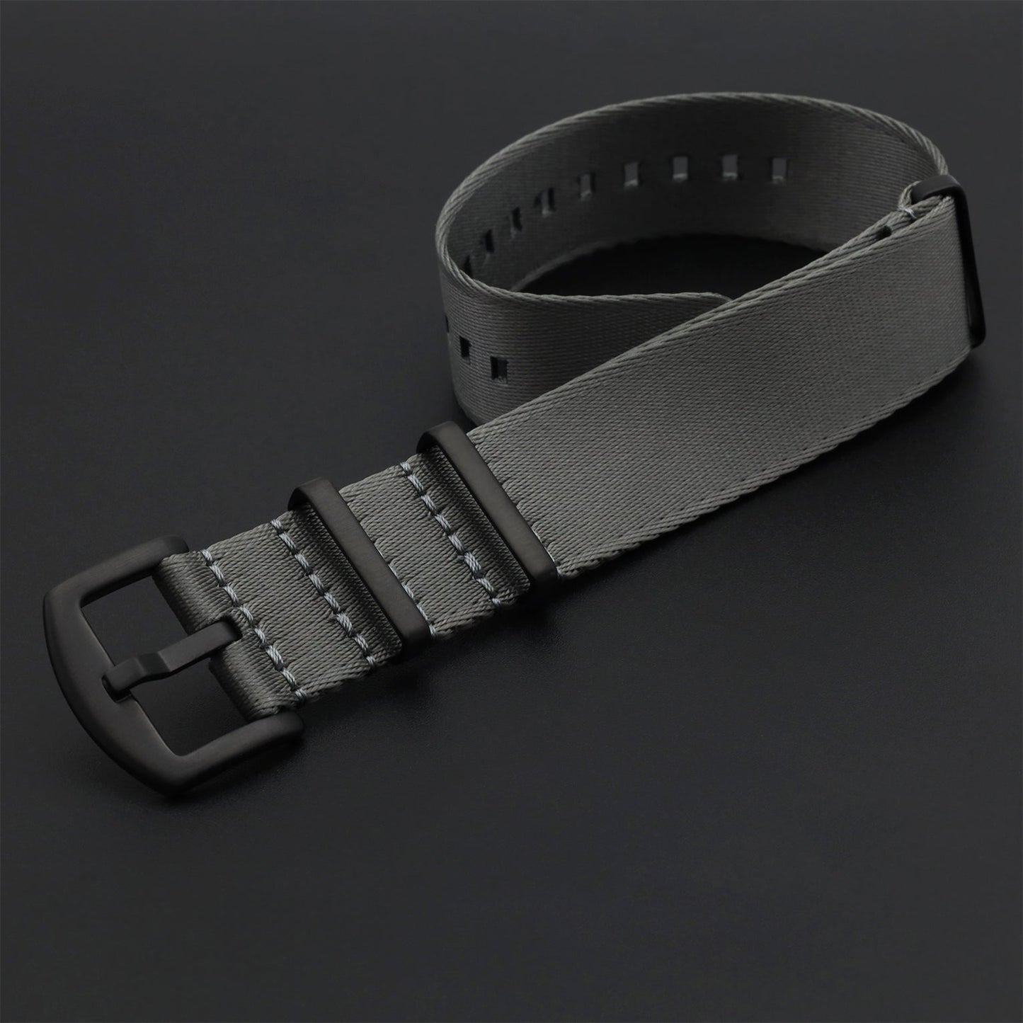 Masar Bracelet de Montre NATO Nylon Gris / Boucle Noir - Souple - Homme