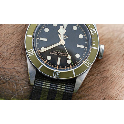 Cinturino per orologio Masar Nato Strap 2 (5) nero e verde-cachi