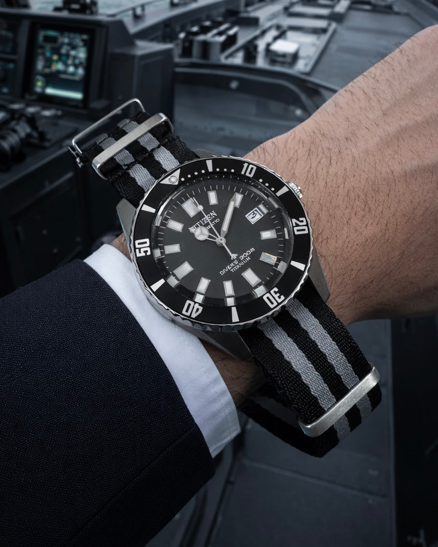 Masar Bracelet de Montre Nato James Bond Noir Gris - Nylon doux tressé 1,25mm