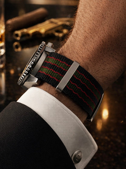 Masar Bracelet montre NATO Nylon James Bond - Original – Noir-Rouge-Vert - Boucle Satin - Homme